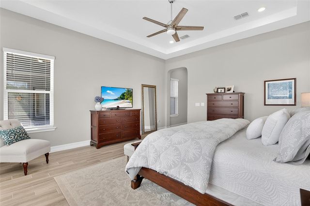 17904 LINDEN COMMON COURT, Lutz, FL 33559