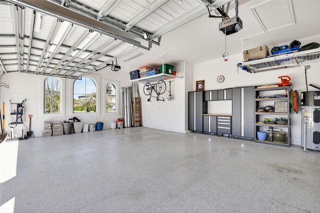 17904 LINDEN COMMON COURT, Lutz, FL 33559