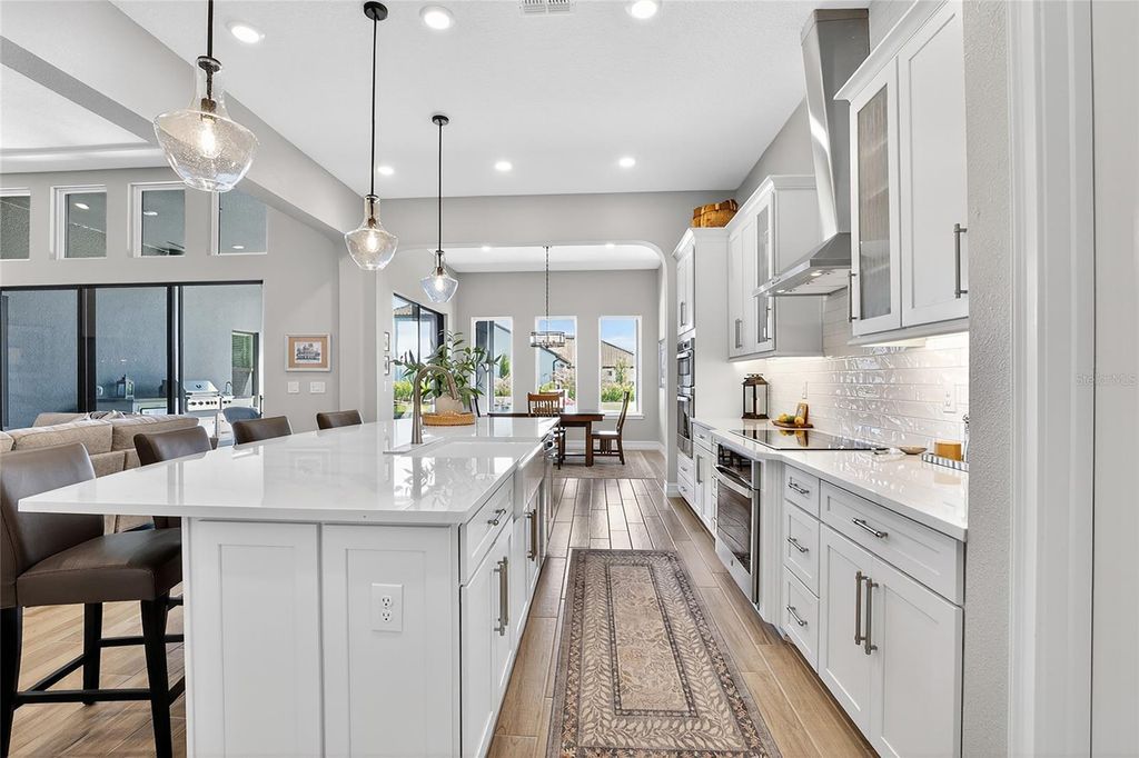 Image 27 of property listing at 17904 LINDEN COMMON COURT, Lutz, FL 33559