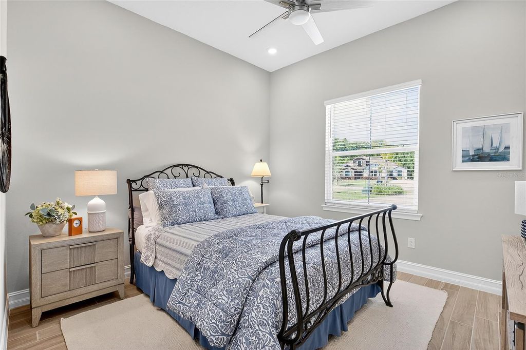 Image 50 of property listing at 17904 LINDEN COMMON COURT, Lutz, FL 33559