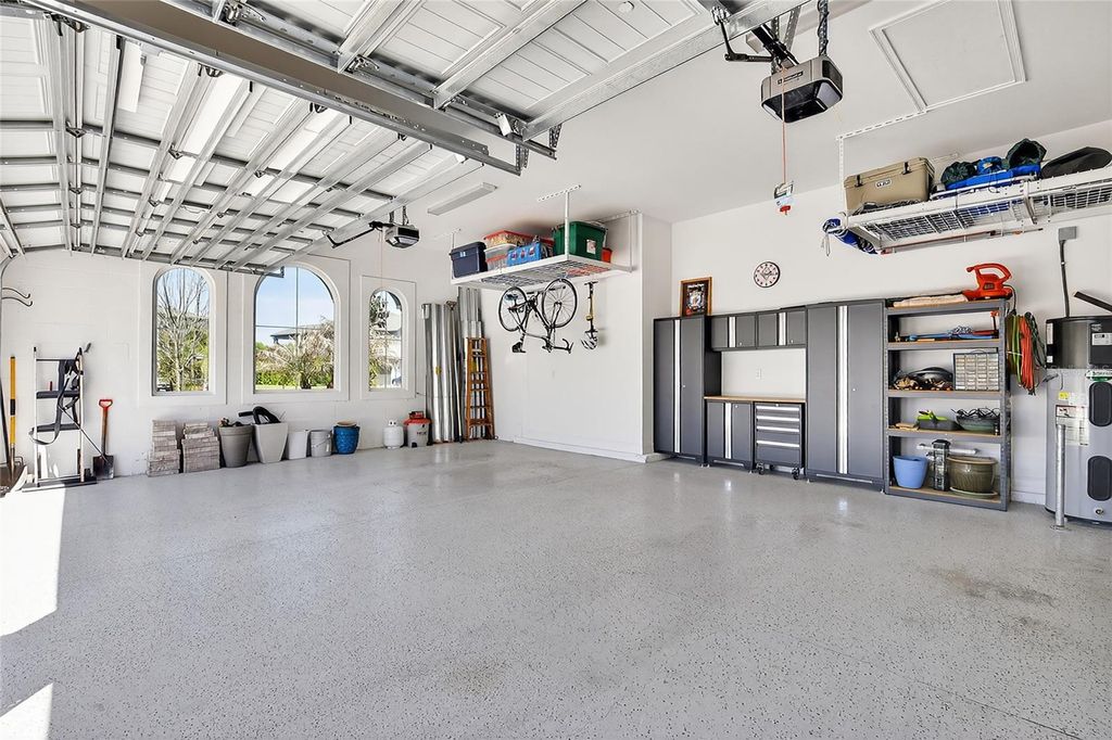 Image 56 of property listing at 17904 LINDEN COMMON COURT, Lutz, FL 33559