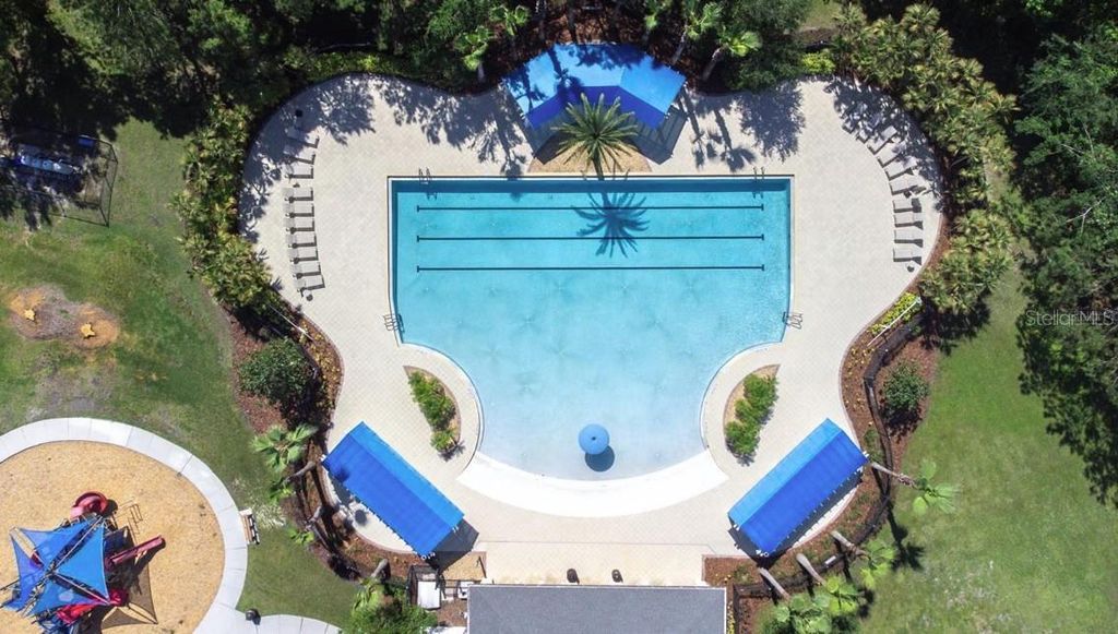 Image 77 of property listing at 17904 LINDEN COMMON COURT, Lutz, FL 33559