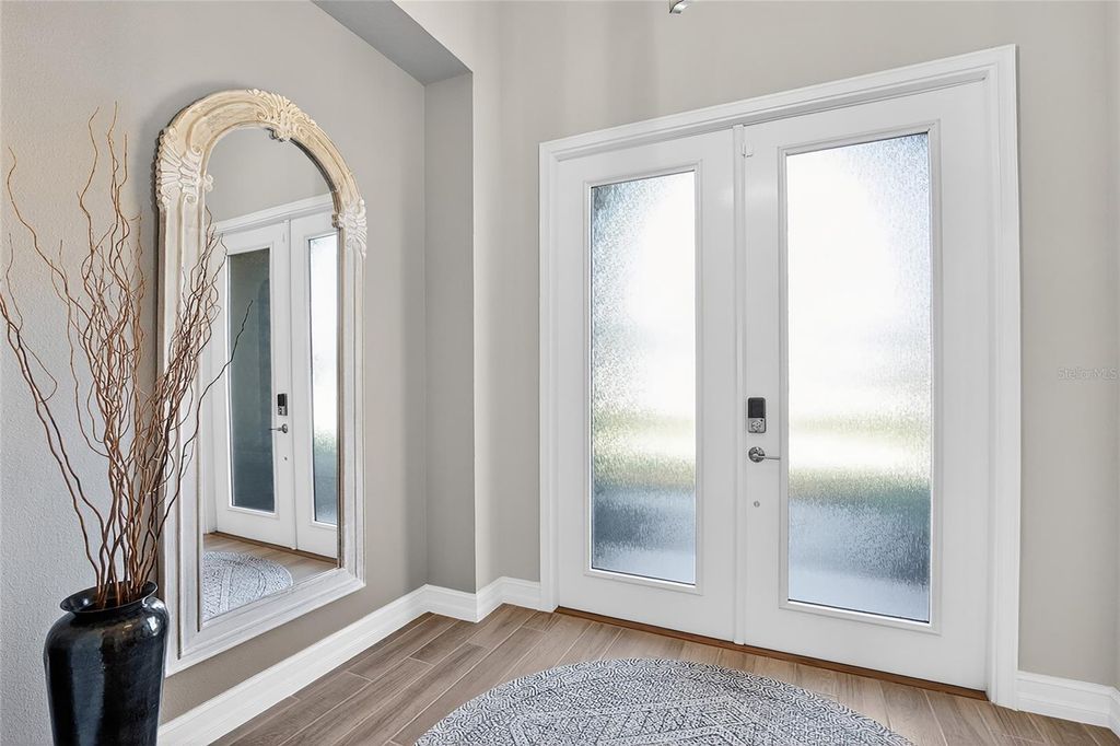 Image 10 of property listing at 17904 LINDEN COMMON COURT, Lutz, FL 33559