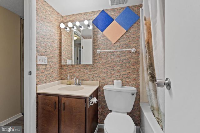 6680 BUTTONHOLE CT, Columbia, MD 21044