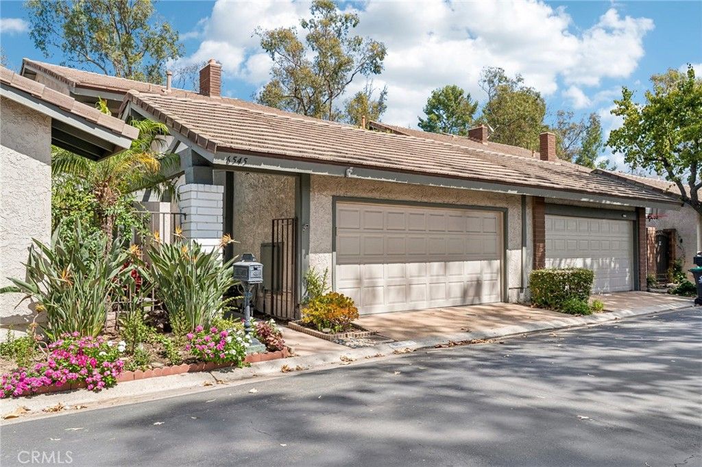 6545 E Paseo Diego, Anaheim, CA 92807 — exterior