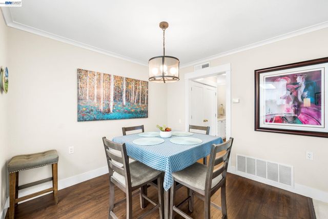 1101 Fairlawn Ct 4, Walnut Creek, CA 94595