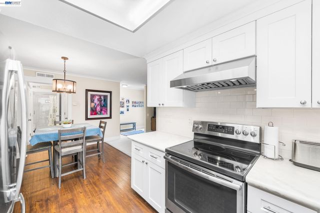 1101 Fairlawn Ct 4, Walnut Creek, CA 94595