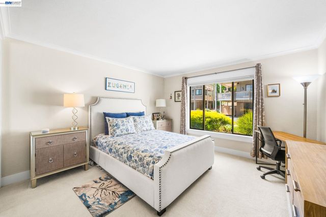 1101 Fairlawn Ct 4, Walnut Creek, CA 94595