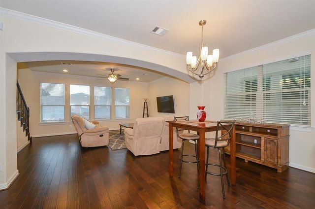 10014 Spring Shadows Park Circle, Houston, TX 77080