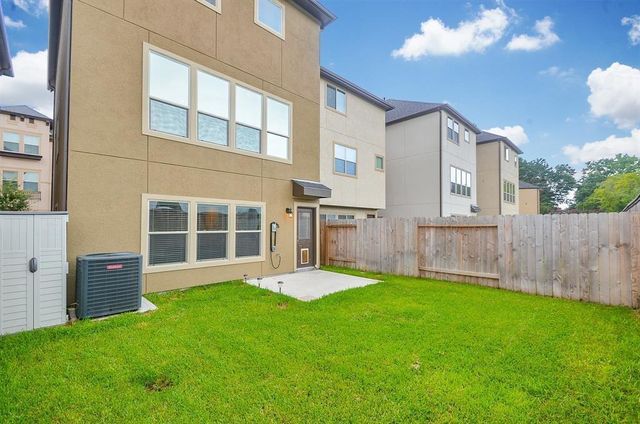 10014 Spring Shadows Park Circle, Houston, TX 77080