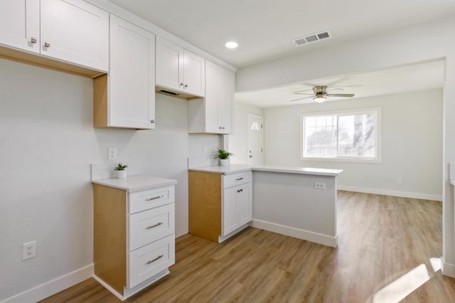 1757 Kenwood St, Sacramento, CA 95815