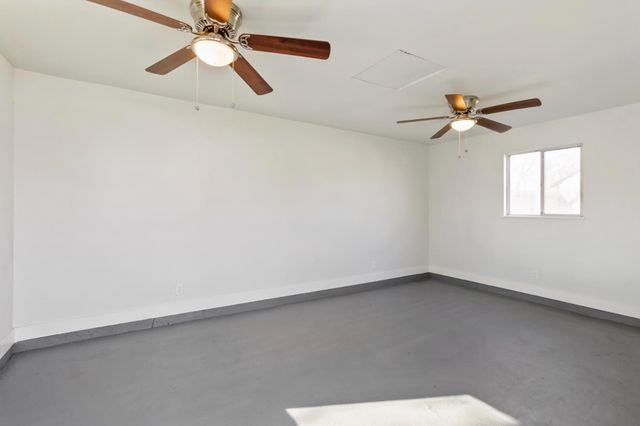 1757 Kenwood St, Sacramento, CA 95815