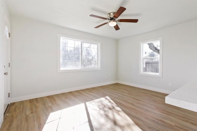 1757 Kenwood St, Sacramento, CA 95815