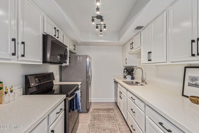 8525 E BELLEVIEW Street 6, Scottsdale, AZ 85257