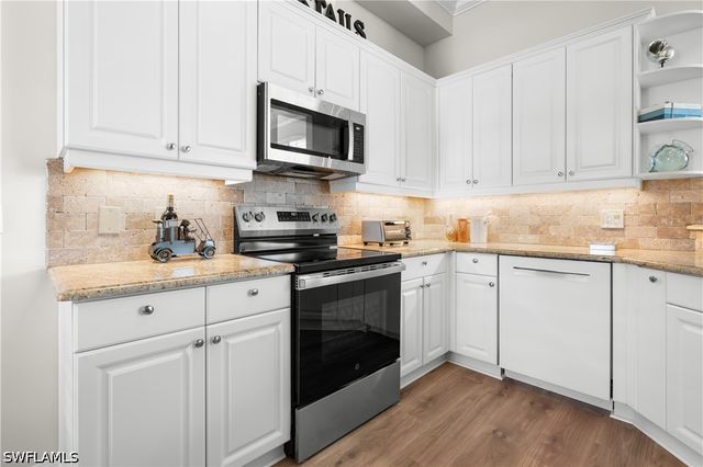 1540 Clermont DR F403, Naples, FL 34109