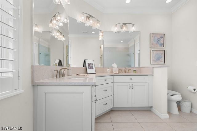1540 Clermont DR F403, Naples, FL 34109