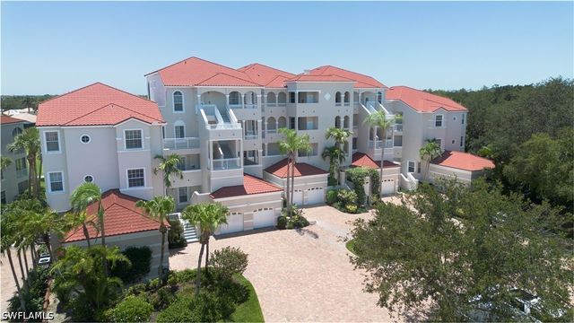 1540 Clermont DR F403, Naples, FL 34109