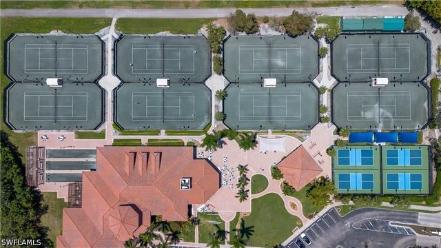 1540 Clermont DR F403, Naples, FL 34109