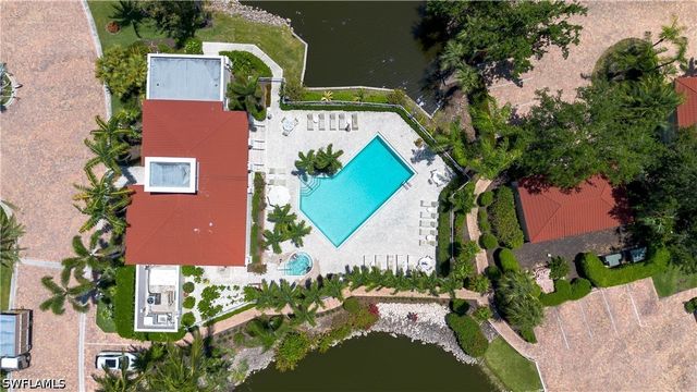 1540 Clermont DR F403, Naples, FL 34109