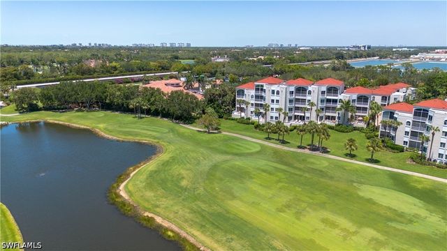 1540 Clermont DR F403, Naples, FL 34109