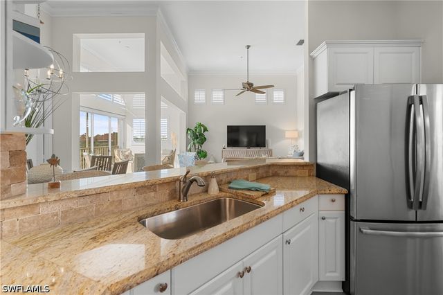 1540 Clermont DR F403, Naples, FL 34109