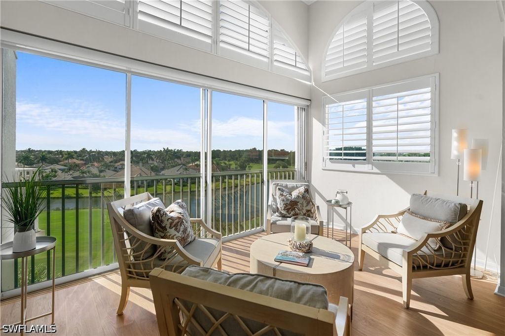 1540 Clermont DR F403, Naples, FL 34109
