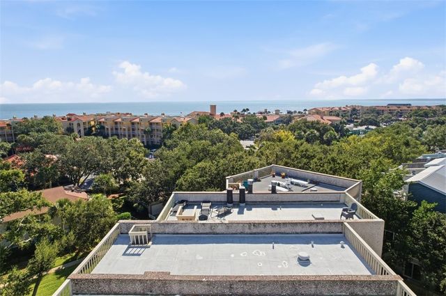 1320 Oak Street, St Simons Island, GA 31522