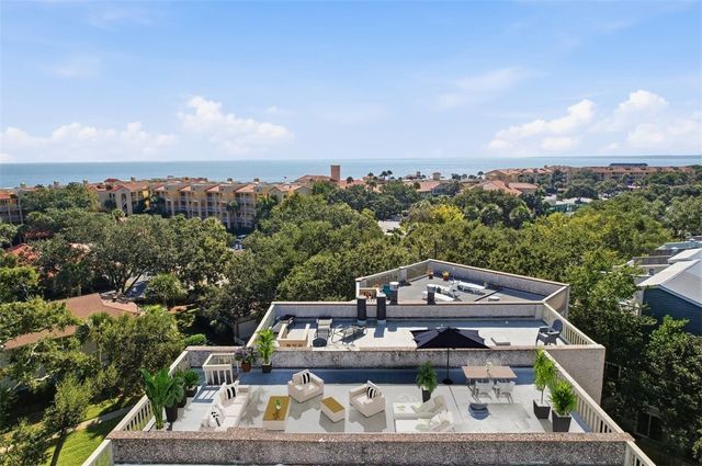 1320 Oak Street, St Simons Island, GA 31522