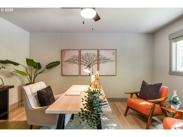 7665 Sw COPEL St, Portland, OR 97225
