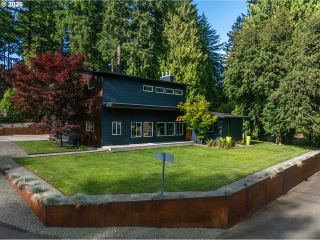 7665 Sw COPEL St, Portland, OR 97225