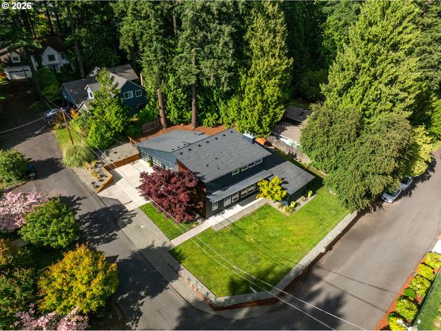7665 Sw COPEL St, Portland, OR 97225
