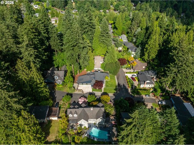 7665 Sw COPEL St, Portland, OR 97225
