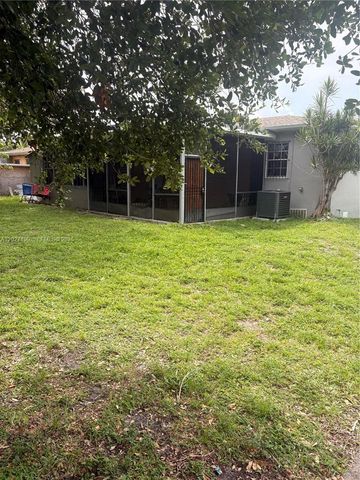 1100 NW 110th St, Miami, FL 33168