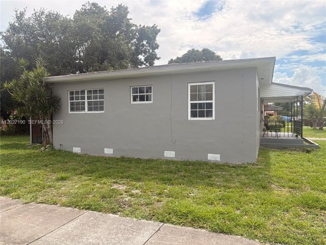 1100 NW 110th St, Miami, FL 33168