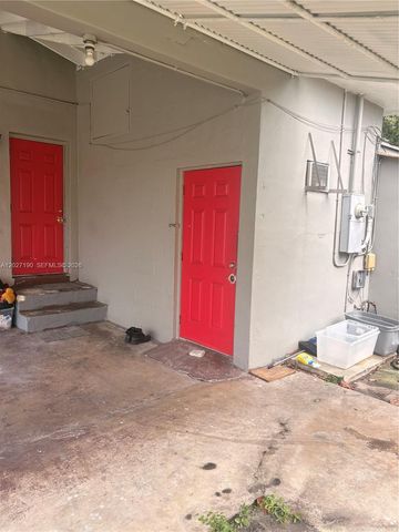 1100 NW 110th St, Miami, FL 33168