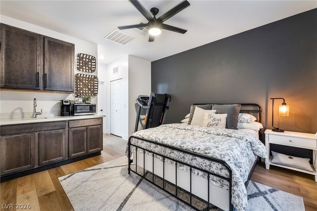 3062 Hushed Sonnet Avenue, Henderson, NV 89044