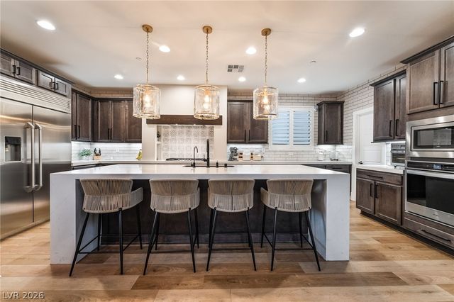 3062 Hushed Sonnet Avenue, Henderson, NV 89044