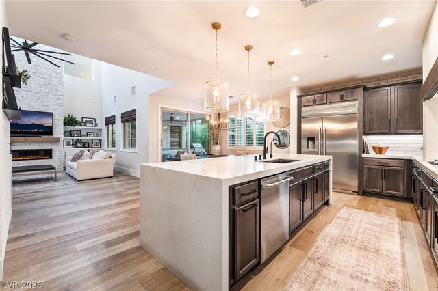 3062 Hushed Sonnet Avenue, Henderson, NV 89044