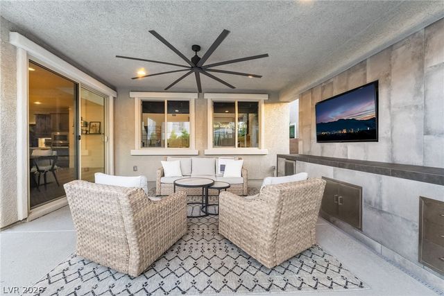 3062 Hushed Sonnet Avenue, Henderson, NV 89044