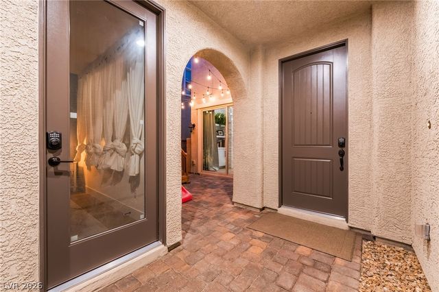 3062 Hushed Sonnet Avenue, Henderson, NV 89044