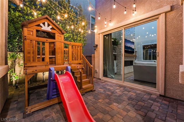 3062 Hushed Sonnet Avenue, Henderson, NV 89044