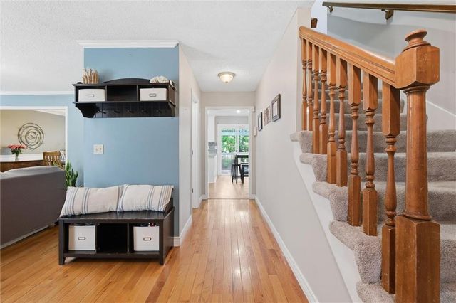 11249 Lakeview Drive, Kansas City, KS 66109