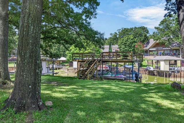 5536 Point Lavista, Malakoff, TX 75148