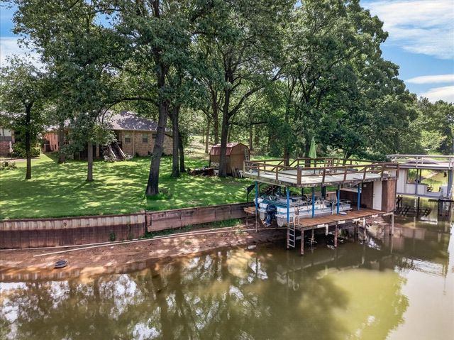 5536 Point Lavista, Malakoff, TX 75148