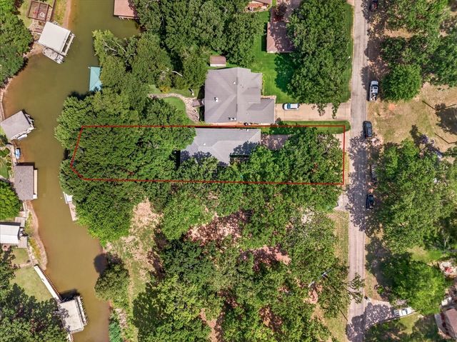 5536 Point Lavista, Malakoff, TX 75148