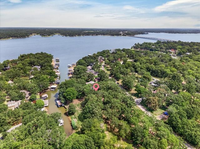 5536 Point Lavista, Malakoff, TX 75148