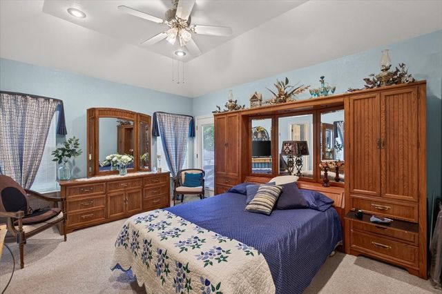 5536 Point Lavista, Malakoff, TX 75148