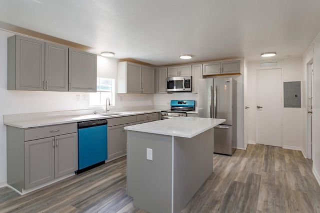 277 W PALM AVENUE, Bushnell, FL 33513