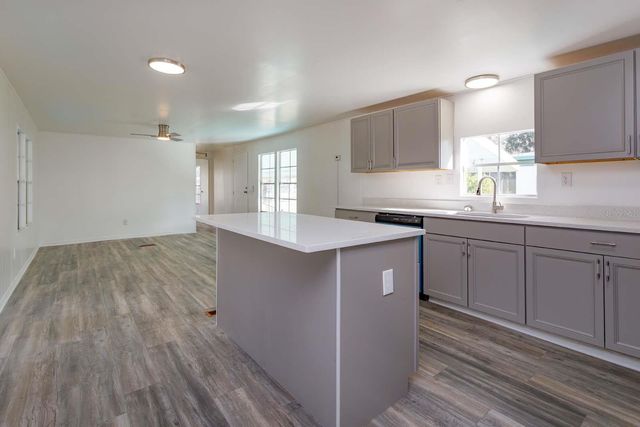 277 W PALM AVENUE, Bushnell, FL 33513