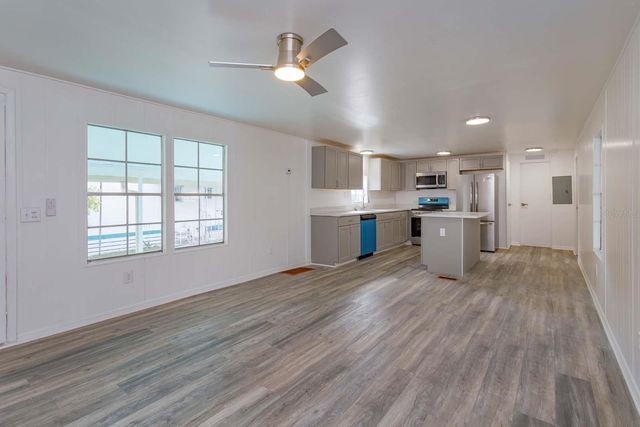 277 W PALM AVENUE, Bushnell, FL 33513